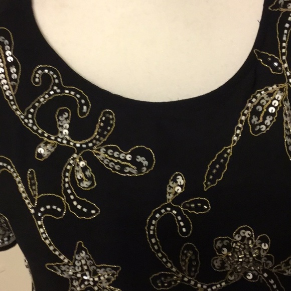 Forever 21 Embellished Top - Picture 6 of 7